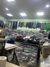 logo - wholesaler (Lucky-happy thi hoa tran)