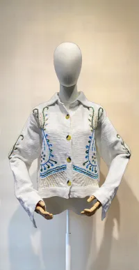 Vêtements d'extérieur pour Femmes  du grossiste en vêtements AMARIA en France