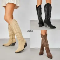 Scarpe per Donne dal grossista di abbigliamento Moonshoes in Francia