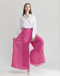 Koszulki dla Damskie od hurtownika odzieżowego Erasko Tekstil Sanayi ve Dış Ticaret Limited Şirketi w Turcja