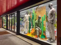 Giacche/Cappotti per Uomini dal grossista di abbigliamento 新金达莱 Newstyle ingrosso uomo in Italia