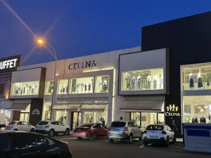 Kadınlar'in Dış giyim'si Atelier Celina SL giyim toptancısından İspanya'te