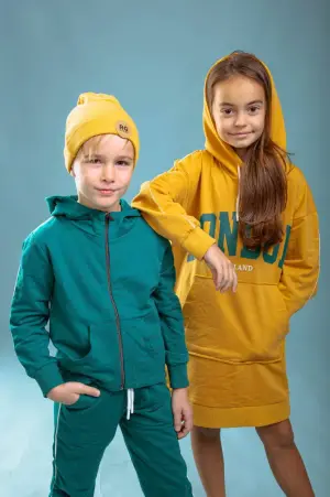 Vêtements d'extérieur pour Bébés et enfants  du grossiste en vêtements GÖNÜLTAŞ TEKSTİL İNŞAAT TURİZM SAN.VE TİC.LTD.ŞTİ. en Turquie