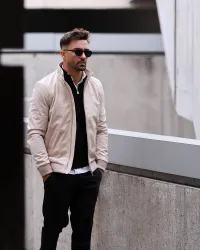 Vêtements d'extérieur pour Hommes  du grossiste en vêtements ANGEL ROSE UNIPESSOAL LDA en Portugal