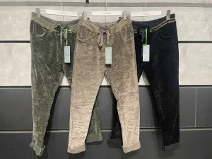 Pantaloni/Gonna per Unisex dal grossista di abbigliamento E.Z SRLS in Italia