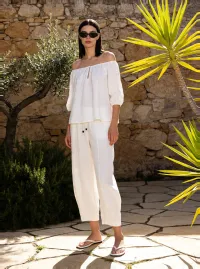 Mujer de Tops del mayorista de ropa Betty&Co，Miho‘s en Italia