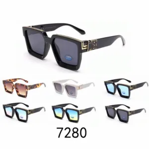 Accessoires pour Unisexe du grossiste en vêtements 银隆 YINLONG TRADING en Italie