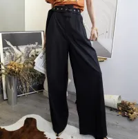 Mujer de Fondos del mayorista de ropa Crystalfashionsrls en Italia